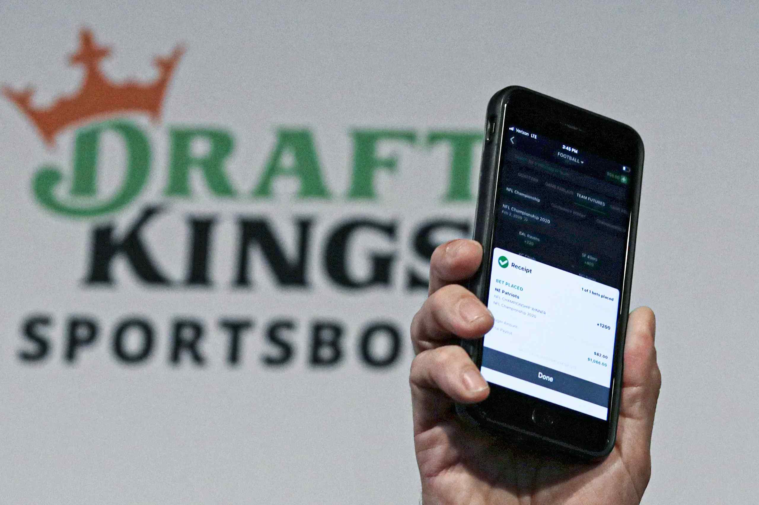 DraftKings sports books